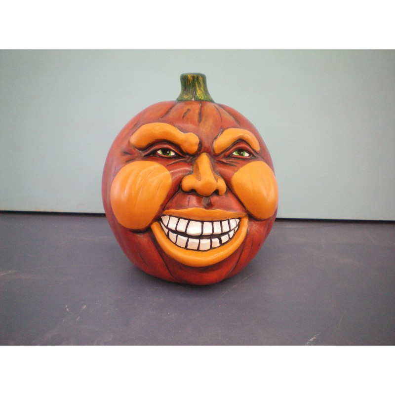 Pumpkin-with-Teeth