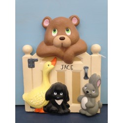 bear-fence-with-duck-and-bunny